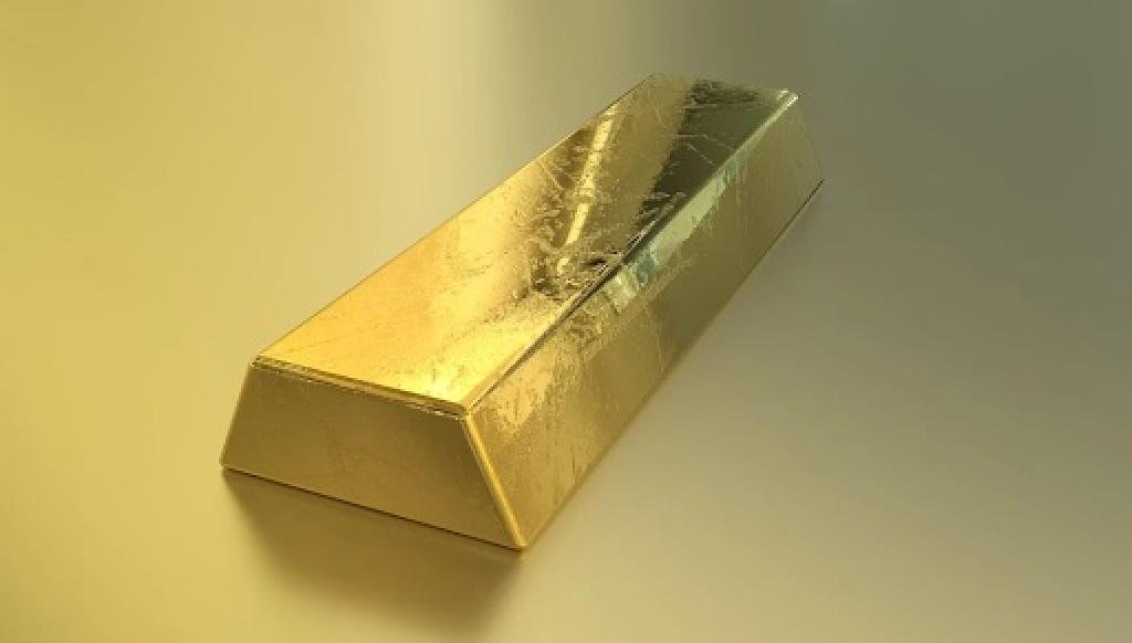 The Economic and Practical Merits of Investing in Gold